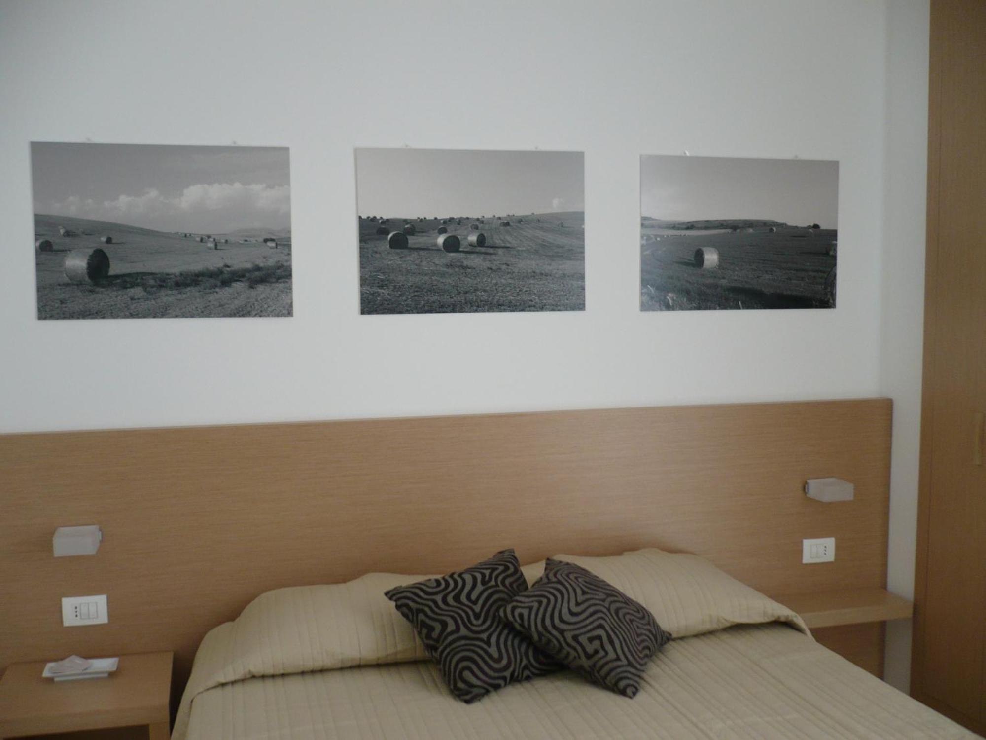 Le Stanze Del Sole Bed & Breakfast Ragusa Room photo
